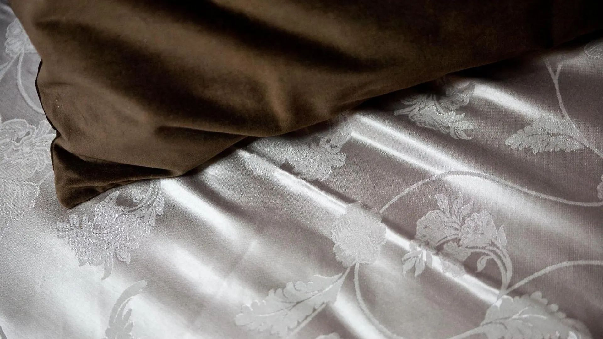 Bed & Breakfast Chroma Italy - Chroma Tessera