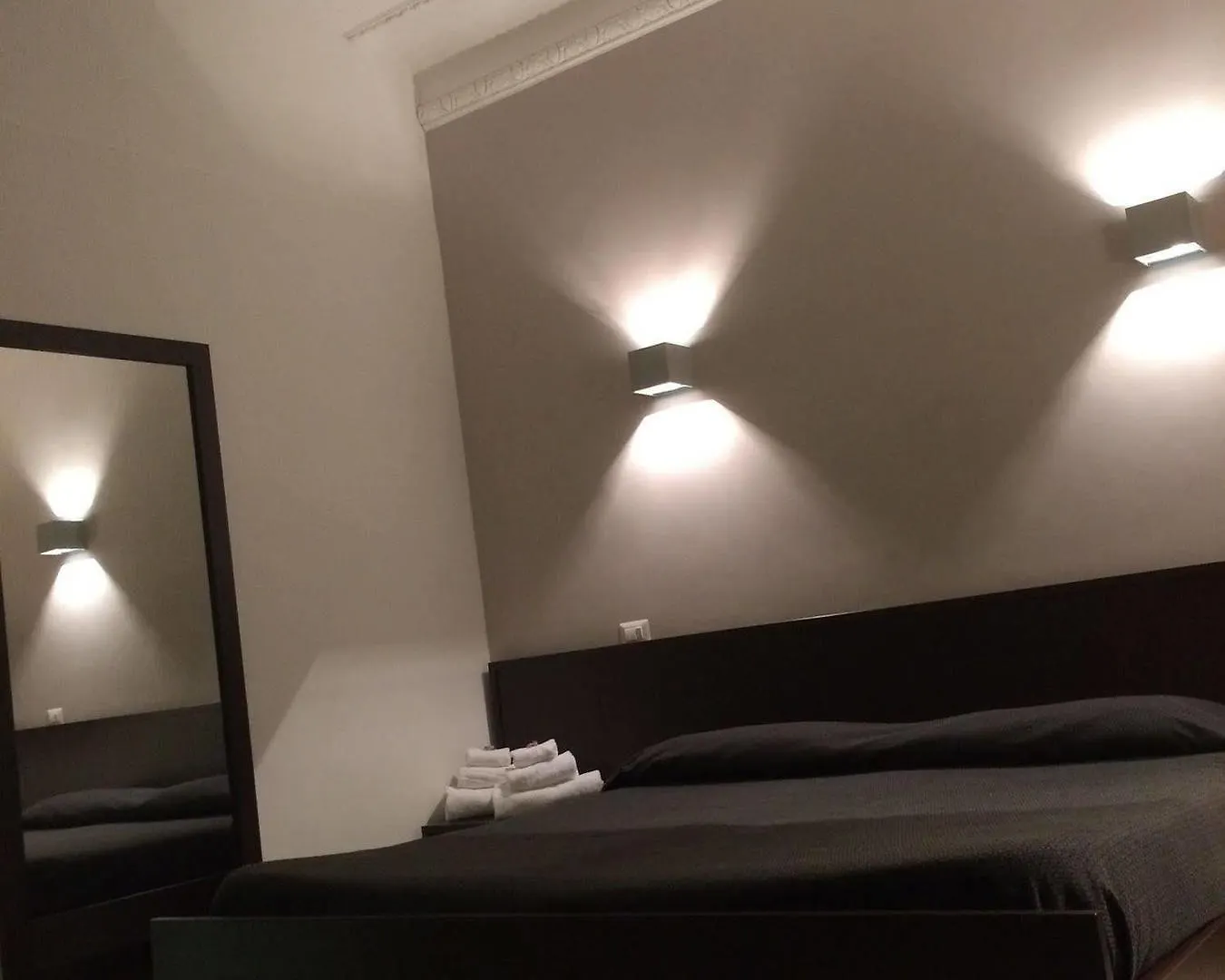 Chroma Italy - Chroma Tessera Bed & Breakfast Rome